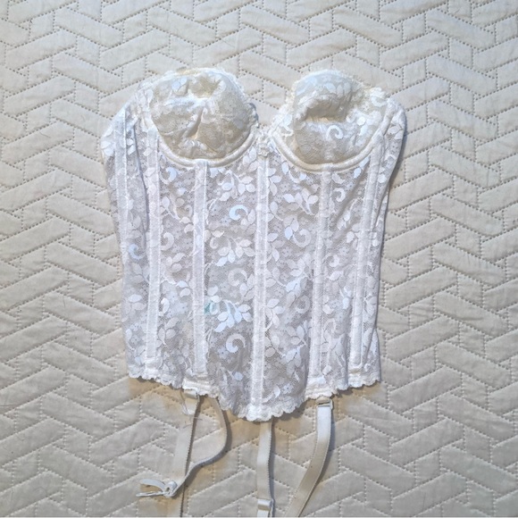 “Antionette” 34-36A vintage lingerie and accessories pre-made bundle - Picture 2 of 5